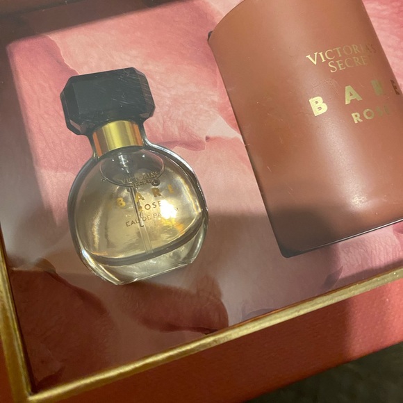 Victoria’s Secret bare rose parfum and candle set - Picture 4 of 8